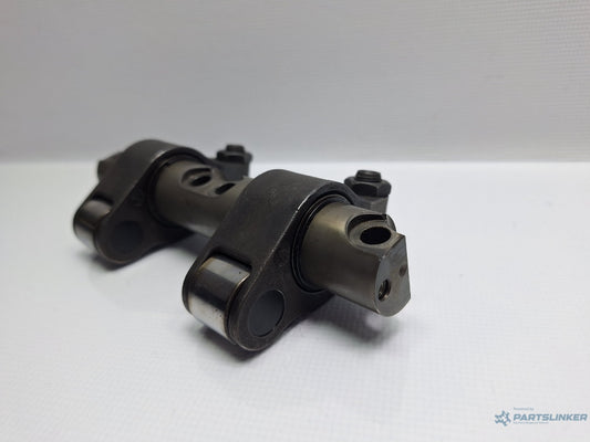 Rampa culbutori VOLKSWAGEN CADDY III Estate (2KB, 2KJ, 2CB, 2CJ) [ 2004 - 2015 ] TDI (BJB, BLS) 77KW|105HP 038109527AF