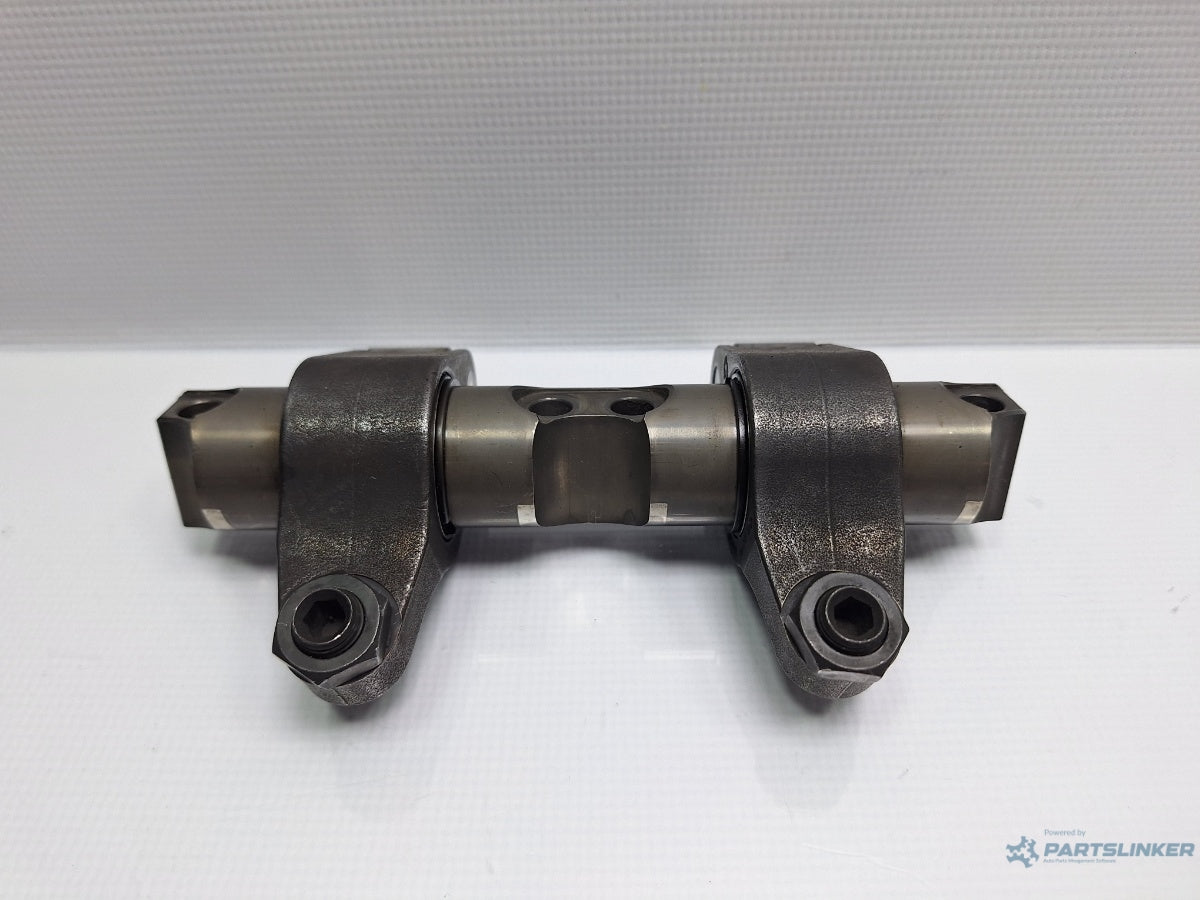 Rampa culbutori VOLKSWAGEN CADDY III Estate (2KB, 2KJ, 2CB, 2CJ) [ 2004 - 2015 ] TDI (BJB, BLS) 77KW|105HP 038109527AF