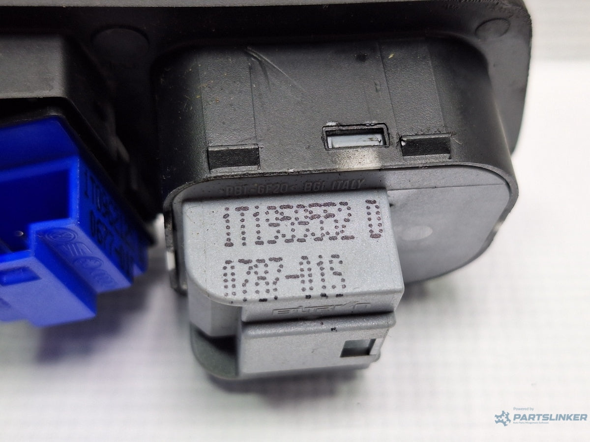 Buton reglaj oglinzi VOLKSWAGEN CADDY III Estate (2KB, 2KJ, 2CB, 2CJ) [ 2004 - 2015 ] TDI (BJB, BLS) 77KW|105HP OEM 1T1959552D