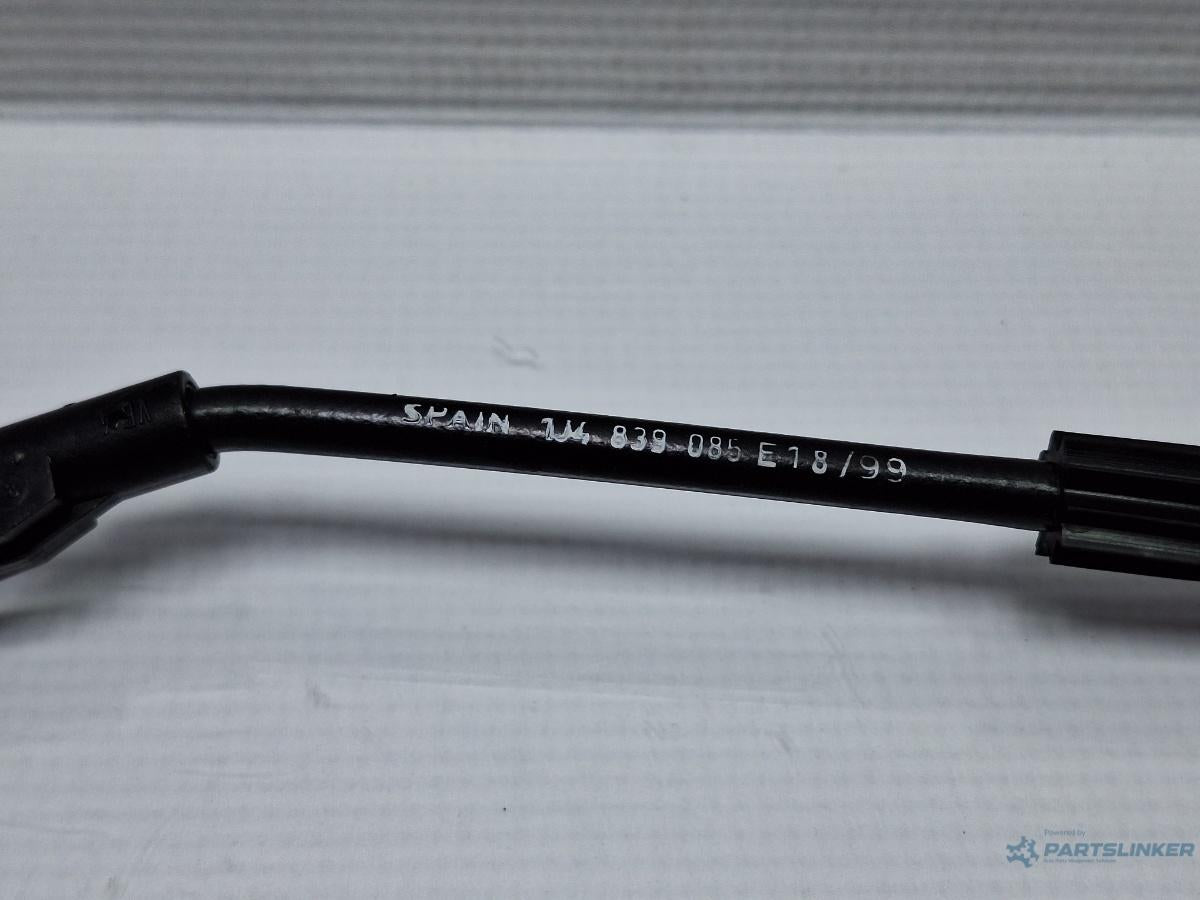 Cablu portiera spate stanga VOLKSWAGEN GOLF IV 1J1 1997 - 2007 TDI AGR, ALH 1J4839085E