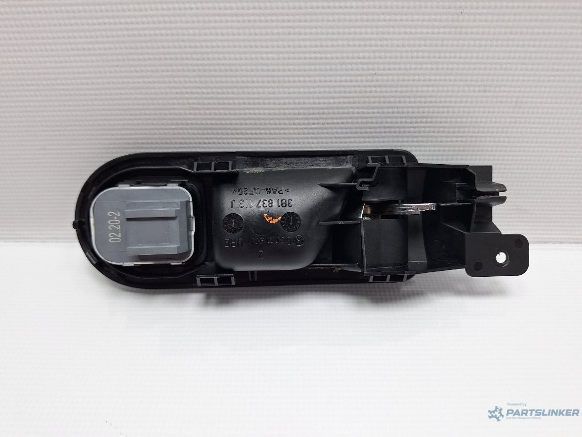 Maner usa stanga fata VOLKSWAGEN GOLF IV (1J1) [ 1997 - 2007 ] TDI (AGR, ALH) 66KW|90HP 3B1837113J