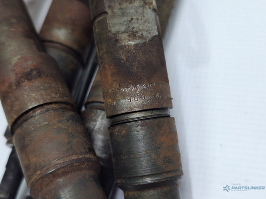 Injectoare VOLKSWAGEN GOLF IV (1J1) [ 1997 - 2007 ] TDI (AGR, ALH) 66KW|90HP 028130202D , 028130202P