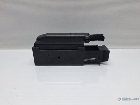 Mufa conector calculator frana mana AUDI A6 III Allroad (4FH, C6) [ 2006 - 2011 ] TDI quattro (CANC) 140KW|190HP 4F0973863A