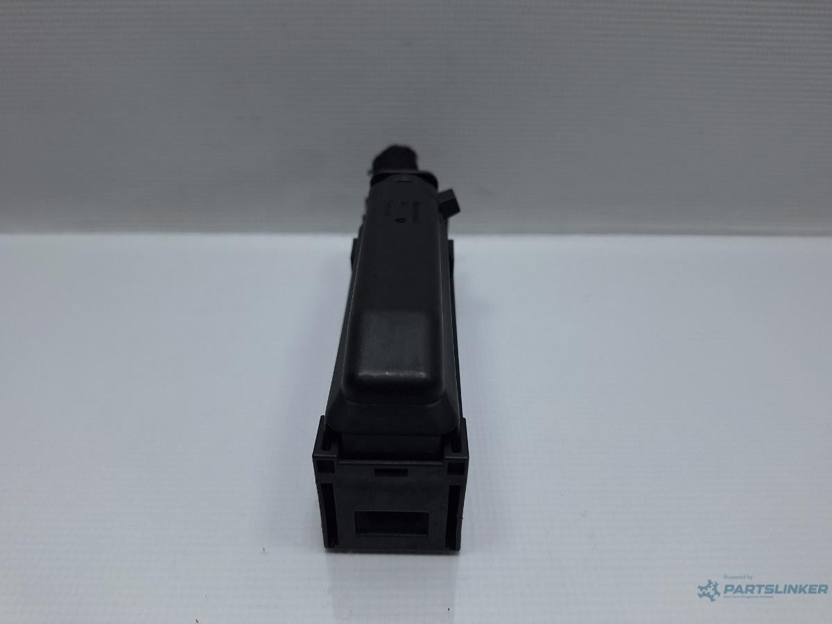 Mufa conector calculator frana mana AUDI A6 III Allroad (4FH, C6) [ 2006 - 2011 ] TDI quattro (CANC) 140KW|190HP OEM 4F0973863A