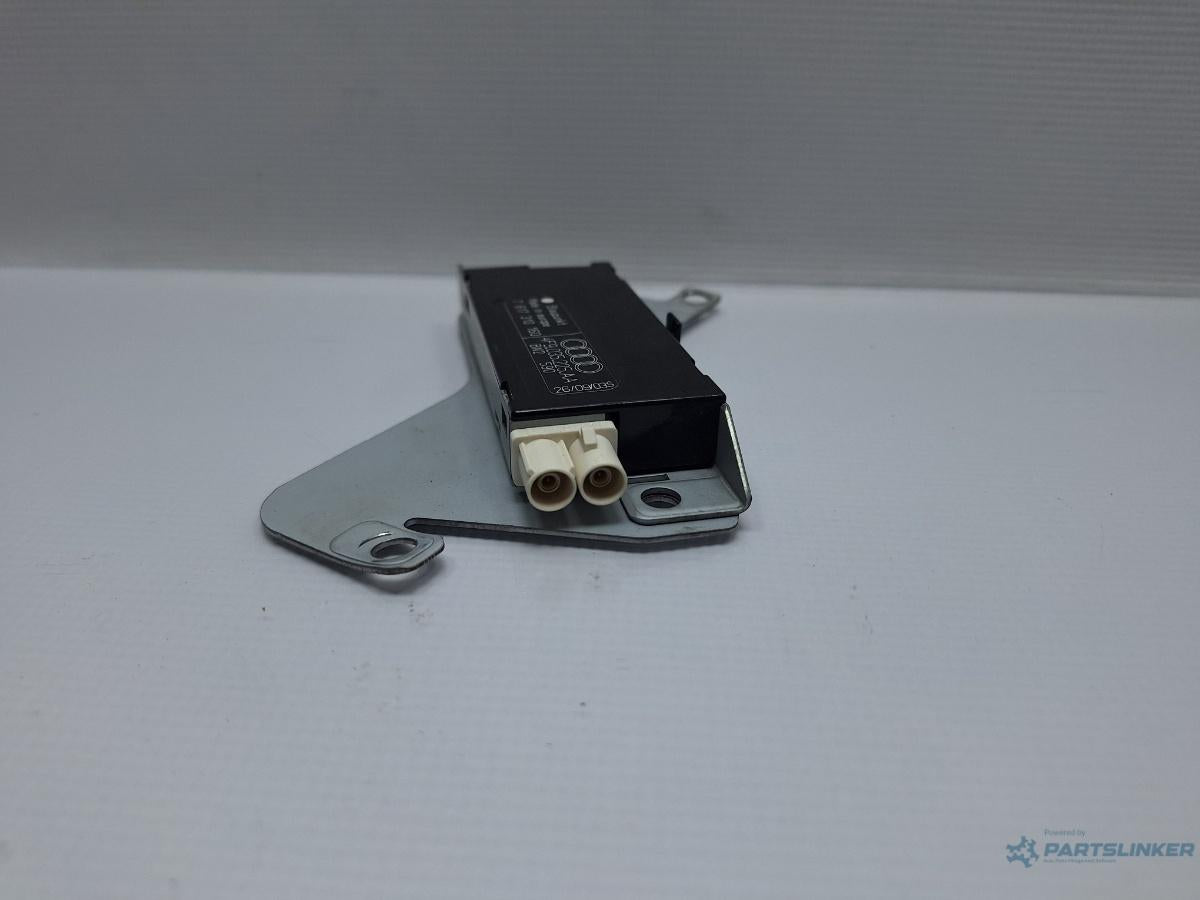 Amplificator antena AUDI A6 III Allroad (4FH, C6) [ 2006 - 2011 ] TDI quattro (CANC) 140KW|190HP OEM 4F9035225AA