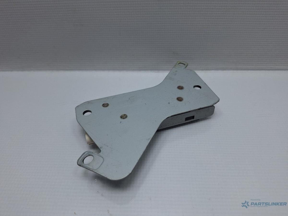Amplificator antena AUDI A6 III Allroad (4FH, C6) [ 2006 - 2011 ] TDI quattro (CANC) 140KW|190HP OEM 4F9035225AA