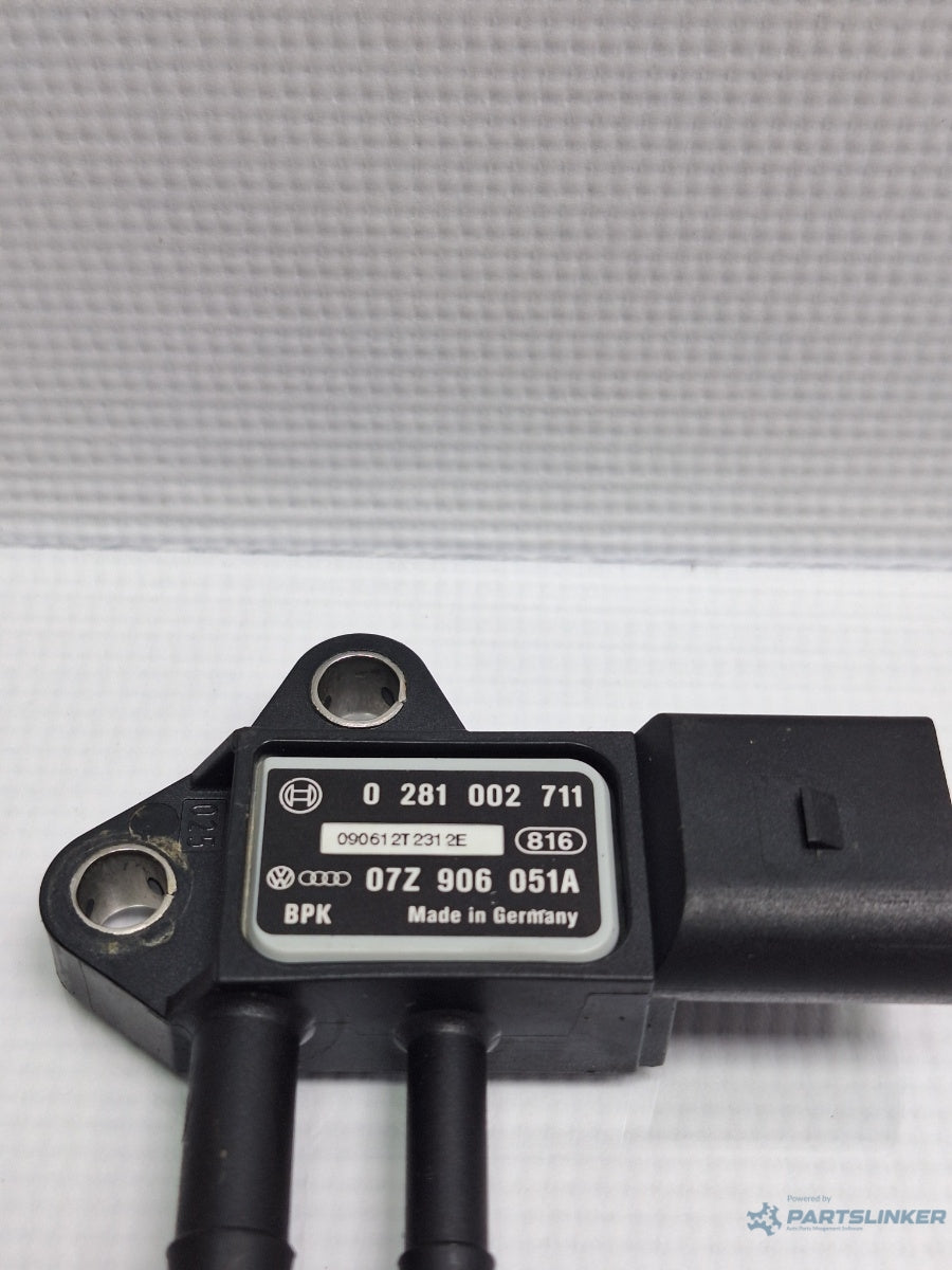 Senzor presiune gaze evacuare AUDI A6 III Allroad (4FH, C6) [ 2006 - 2011 ] TDI quattro (CANC) 140KW|190HP BOSCH 0281002711 07Z906051A