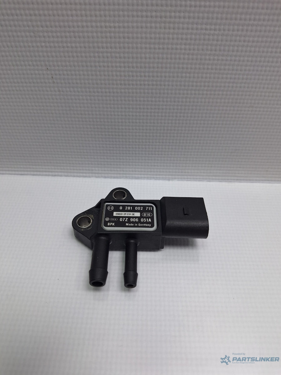 Senzor presiune gaze evacuare AUDI A6 III Allroad (4FH, C6) [ 2006 - 2011 ] TDI quattro (CANC) 140KW|190HP BOSCH 0281002711 07Z906051A