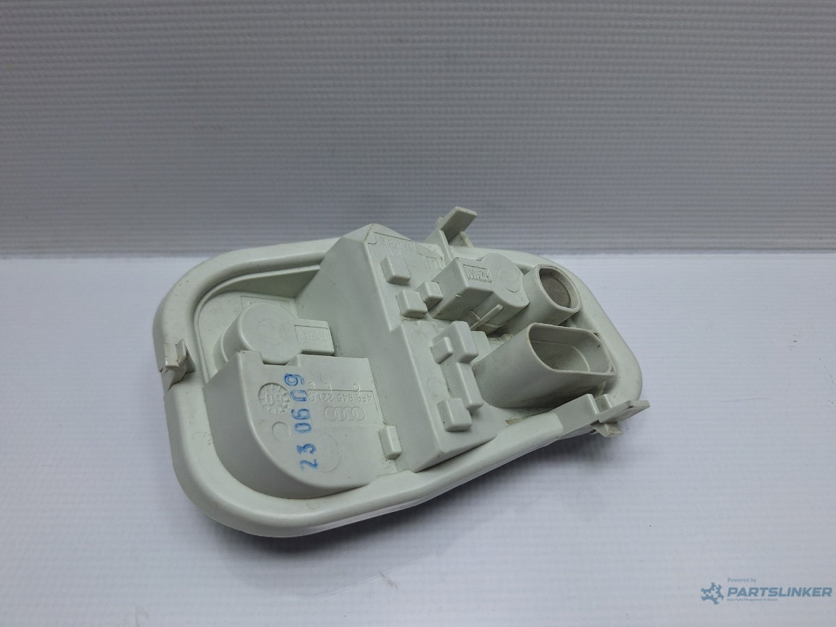 Soclu stop aripa stanga AUDI A6 III Allroad (4FH, C6) [ 2006 - 2011 ] TDI quattro (CANC) 140KW|190HP 4F9945221C