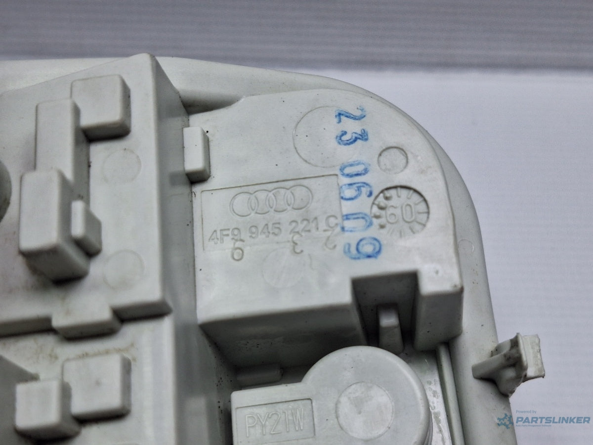 Soclu stop aripa stanga AUDI A6 III Allroad (4FH, C6) [ 2006 - 2011 ] TDI quattro (CANC) 140KW|190HP 4F9945221C