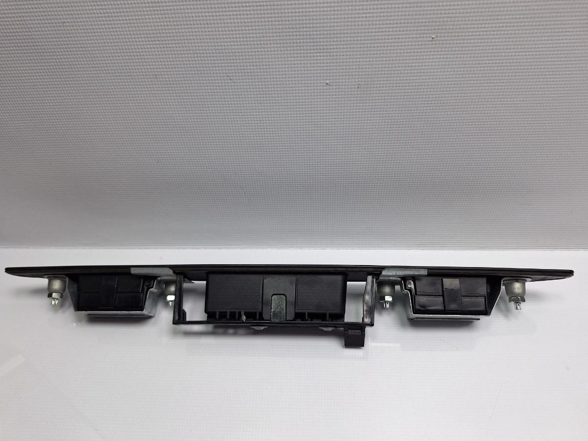 Maner deschidere haion AUDI A6 III Allroad (4FH, C6) [ 2006 - 2011 ] TDI quattro (CANC) 140KW|190HP OEM 8P4827574