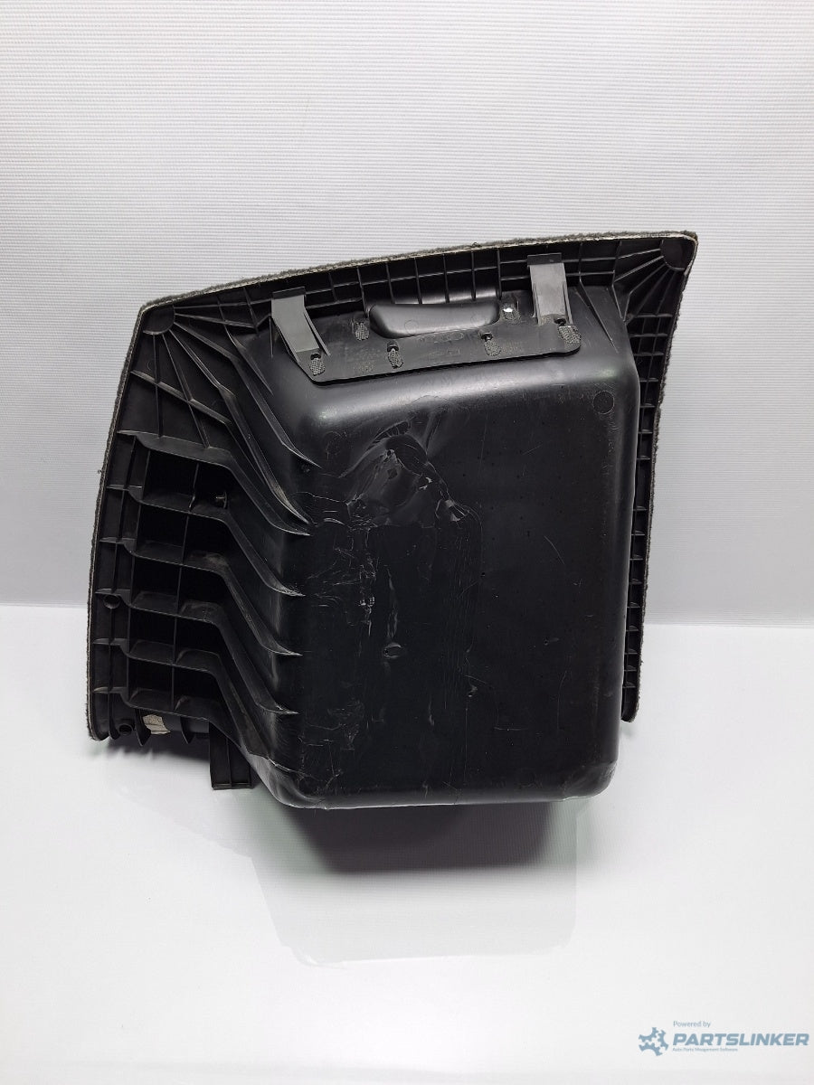 Buzunar lateral portbagaj dreapta AUDI A6 III Allroad (4FH, C6) [ 2006 - 2011 ] TDI quattro (CANC) 140KW|190HP 4F9863880B