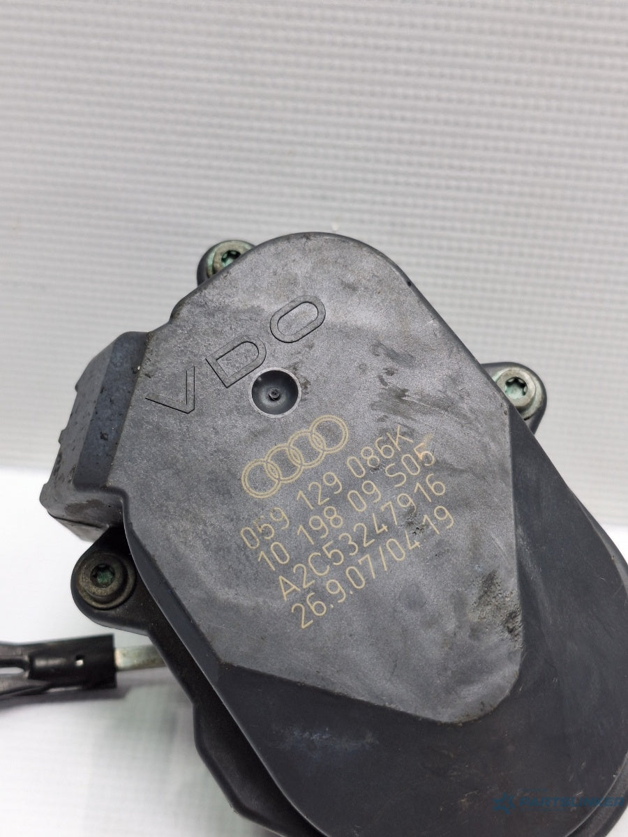 Motoras clapete admisie AUDI A6 III Allroad (4FH, C6) [ 2006 - 2011 ] TDI quattro (CANC) 140KW|190HP VDO A2C53247916 059129086K