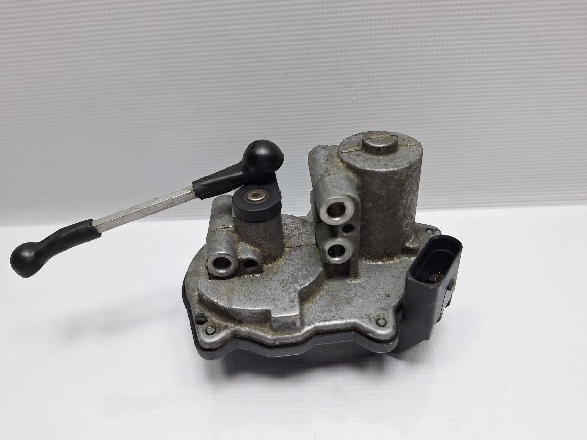 Motoras clapete admisie AUDI A6 III Allroad (4FH, C6) [ 2006 - 2011 ] TDI quattro (CANC) 140KW|190HP VDO A2C53289031 OEM 059129086L