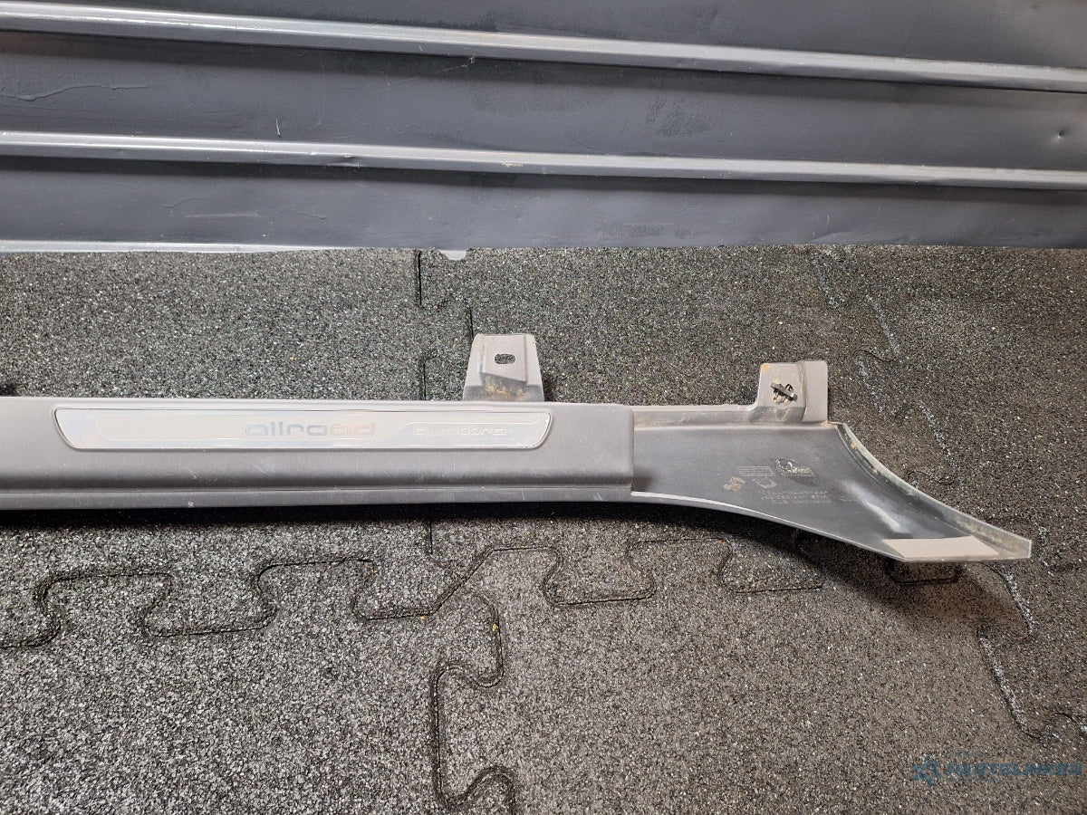 Ornament prag stanga AUDI A6 III Allroad (4FH, C6) [ 2006 - 2011 ] TDI quattro (CANC) 140KW|190HP 4F9853859