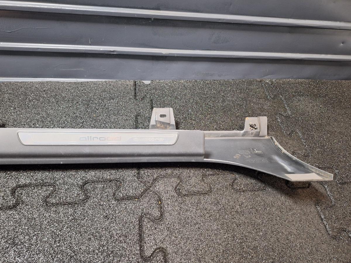 Ornament prag stanga AUDI A6 III Allroad (4FH, C6) [ 2006 - 2011 ] TDI quattro (CANC) 140KW|190HP OEM 4F9853859