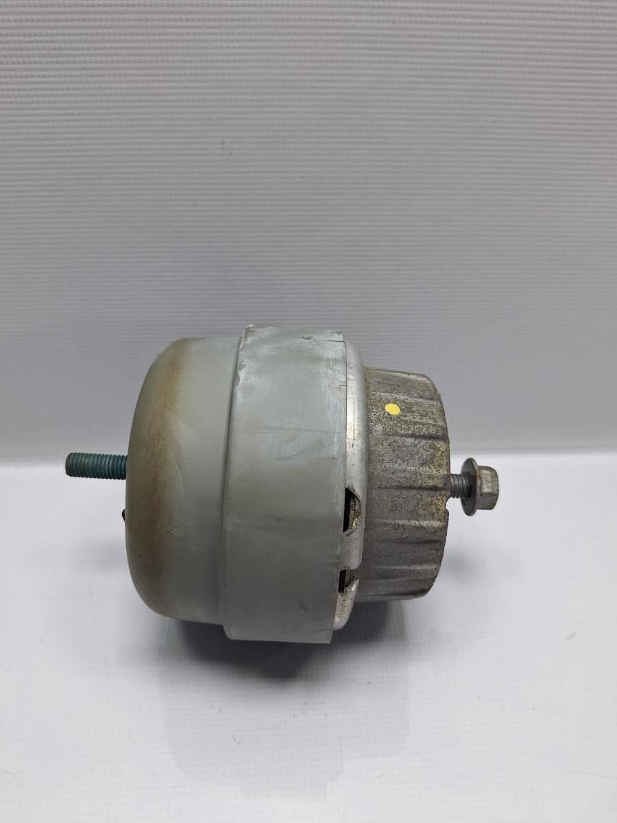 Tampon motor stanga AUDI A6 III Allroad (4FH, C6) [ 2006 - 2011 ] TDI quattro (CANC) 140KW|190HP OEM 4F0199379BL