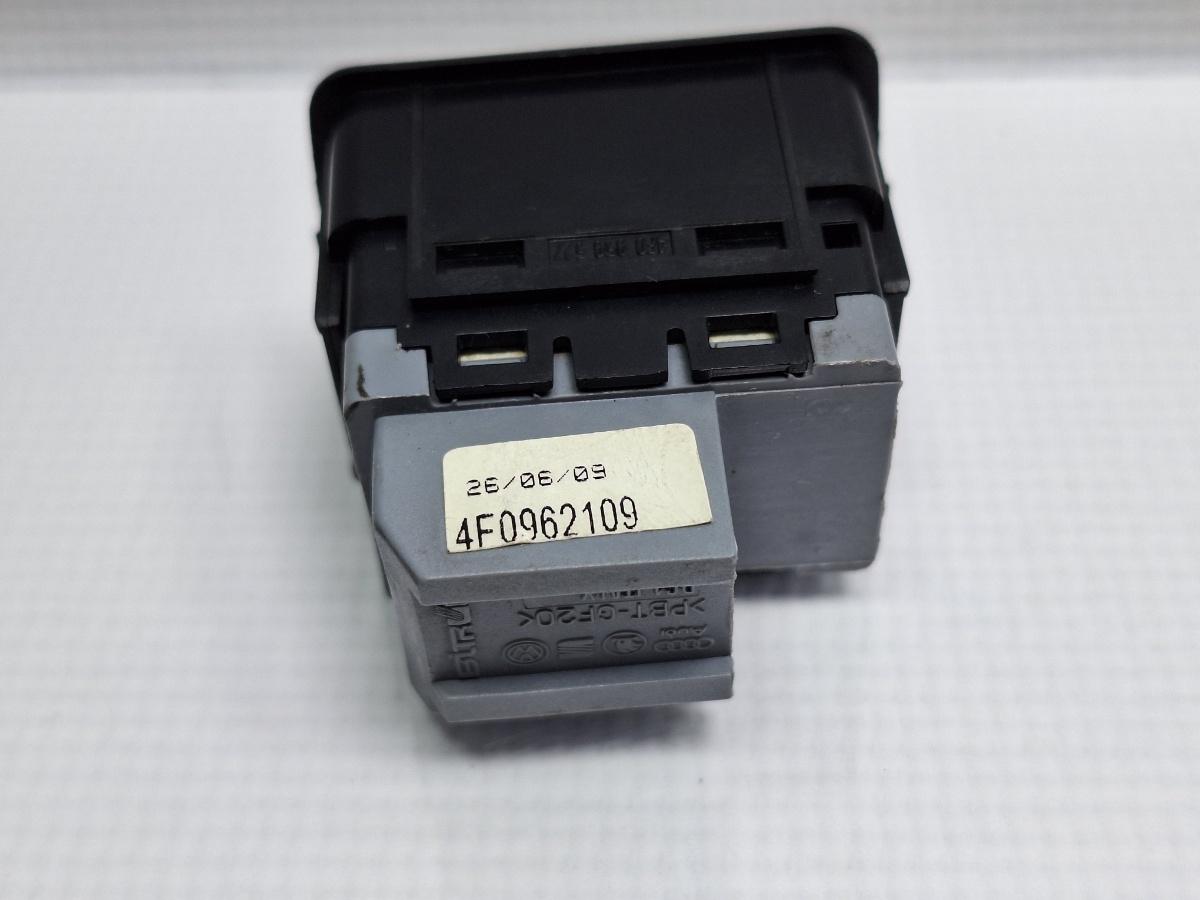 Buton alarma AUDI A6 III Allroad (4FH, C6) [ 2006 - 2011 ] TDI quattro (CANC) 140KW|190HP OEM 4F0962109