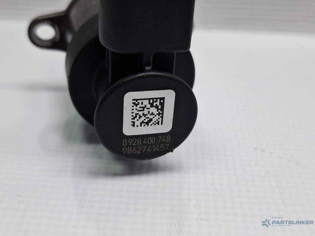 Senzor presiune pompa inalte AUDI A6 III Allroad (4FH, C6) [ 2006 - 2011 ] TDI quattro (CANC) 140KW|190HP BOSCH 0928400748 059130755BK