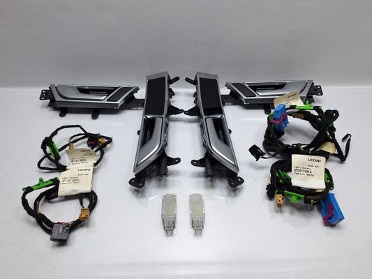 Pachet iluminare manere usi AUDI A6 III Allroad (4FH, C6) [ 2006 - 2011 ] TDI quattro (CANC) 140KW|190HP OEM 4F0837019B , 4F0839019F