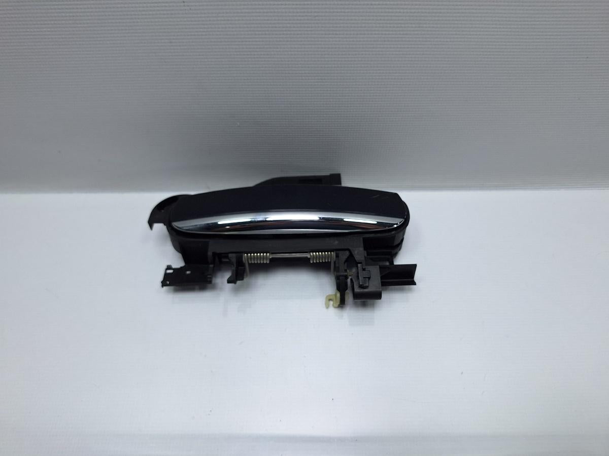 Maner exterior usa dreapta AUDI A6 III Allroad (4FH, C6) [ 2006 - 2011 ] TDI quattro (CANC) 140KW|190HP OEM 4F0837886