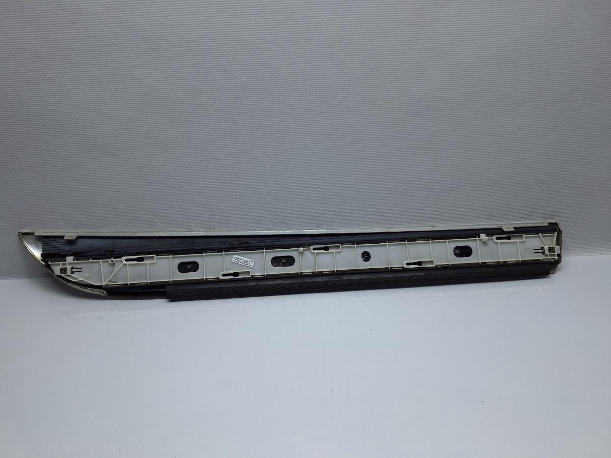 Bandou inferior usa stanga spate AUDI A6 III Allroad (4FH, C6) [ 2006 - 2011 ] TDI quattro (CANC) 140KW|190HP OEM 4F9853069C