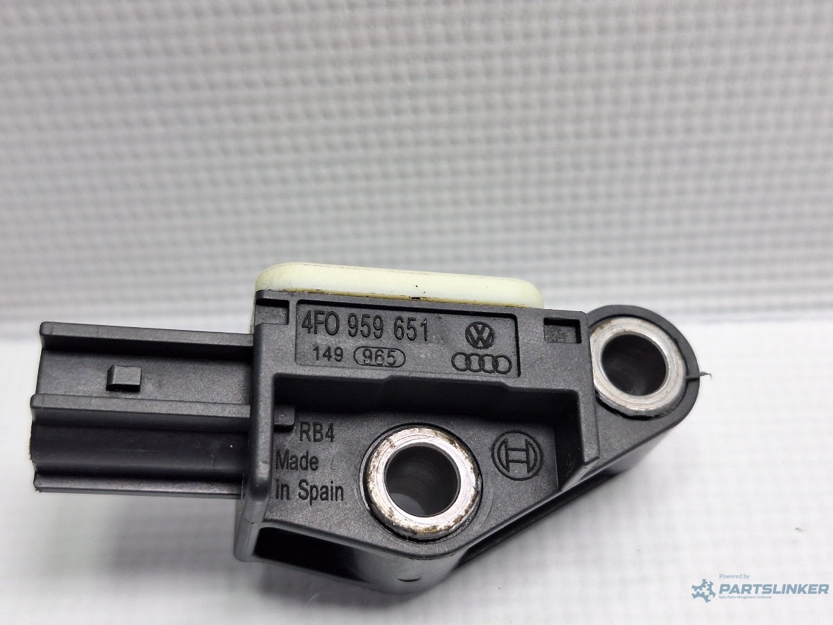 Senzor impact airbag AUDI A6 III Allroad (4FH, C6) [ 2006 - 2011 ] TDI quattro (CANC) 140KW|190HP 4F0959651