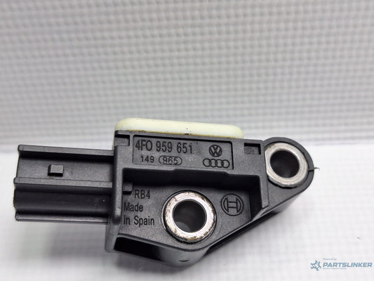Senzor impact airbag AUDI A6 III Allroad (4FH, C6) [ 2006 - 2011 ] TDI quattro (CANC) 140KW|190HP 4F0959651