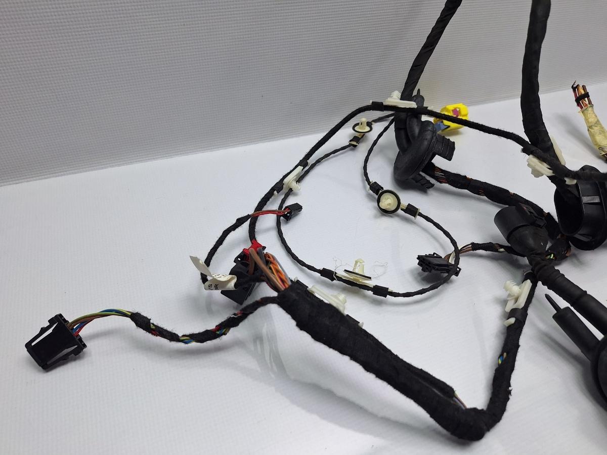 Instalatie usa dreapta fata AUDI A6 III Allroad (4FH, C6) [ 2006 - 2011 ] TDI quattro (CANC) 140KW|190HP OEM 4F1971030BR