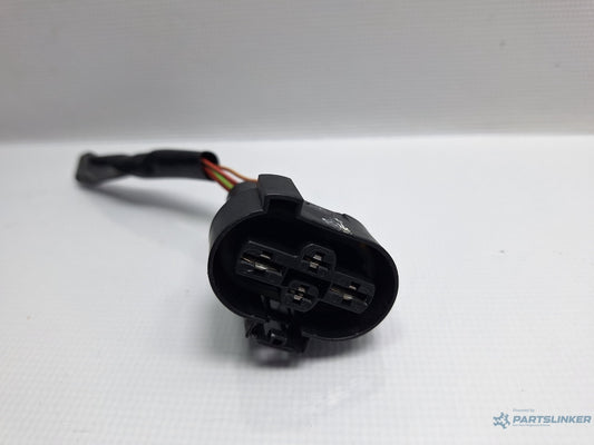 Mufa conector ventilator racire AUDI A6 III Allroad (4FH, C6) [ 2006 - 2011 ] TDI quattro (CANC) 140KW|190HP 1K0906234A