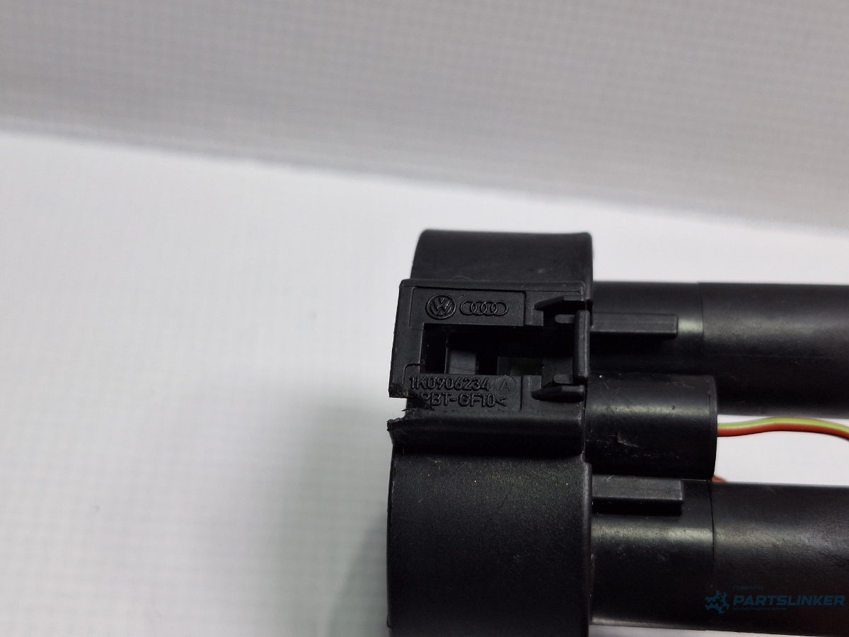 Mufa conector ventilator racire AUDI A6 III Allroad (4FH, C6) [ 2006 - 2011 ] TDI quattro (CANC) 140KW|190HP 1K0906234A