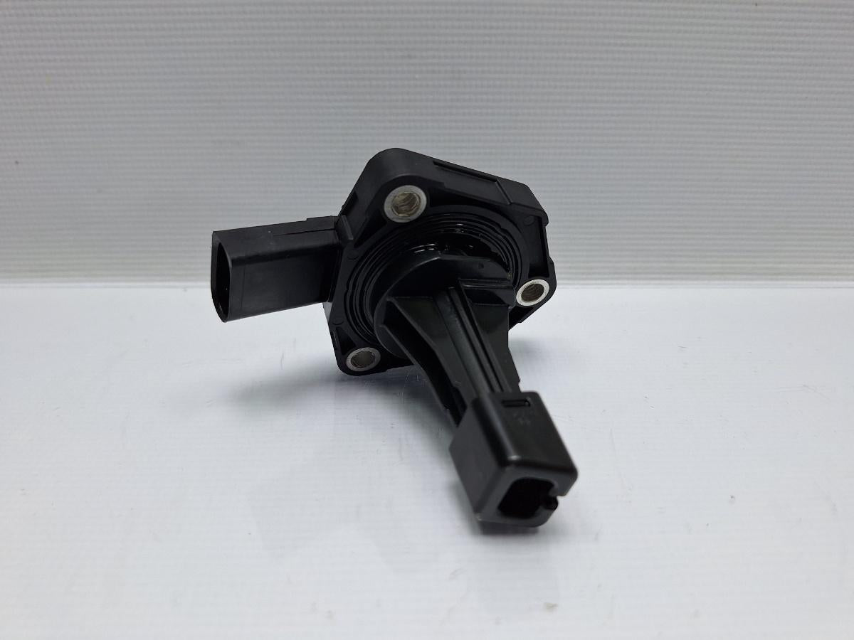 Senzor nivel ulei AUDI A3 II Sportback (8PA) [ 2004 - 2015 ] TDI 16V (BKD, CBAB, CFFB, CLJA) 103KW|140HP OEM 03C907660G , 6PR009629-02