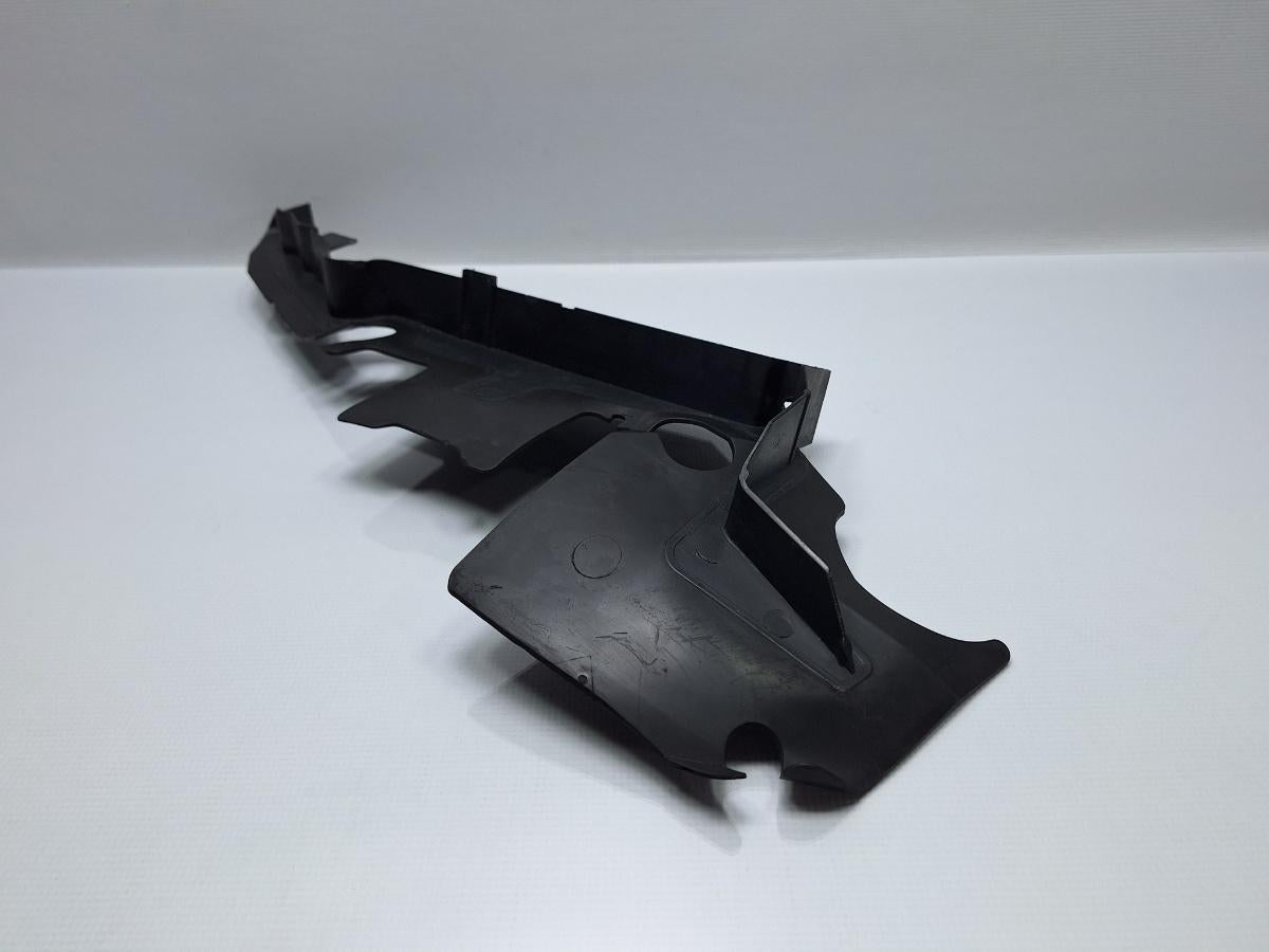 Deflector aer radiatoare stanga AUDI A6/S6 III Saloon (4F2, C6) [ 2004 - 2011 ] TDI (CAHA) 125KW|170HP OEM 4F0121283AR