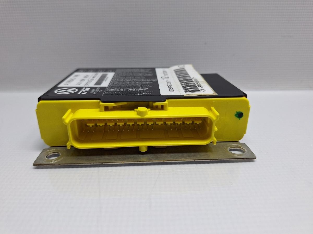 Calculator airbag VOLKSWAGEN PASSAT Variant (3C5) [ 2005 - 2011 ] TDI (BMP) 103KW|140HP OEM 3C0909605M