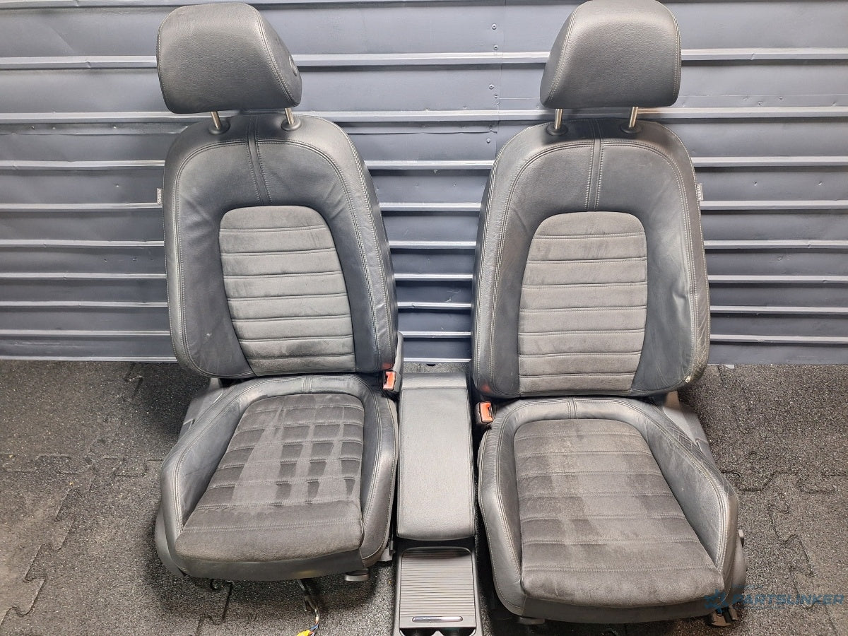 Interior de piele cu incalzire VOLKSWAGEN PASSAT Variant (3C5) [ 2005 - 2011 ] TDI (BMP) 103KW|140HP 3C0881405DL , 3C0881805NA