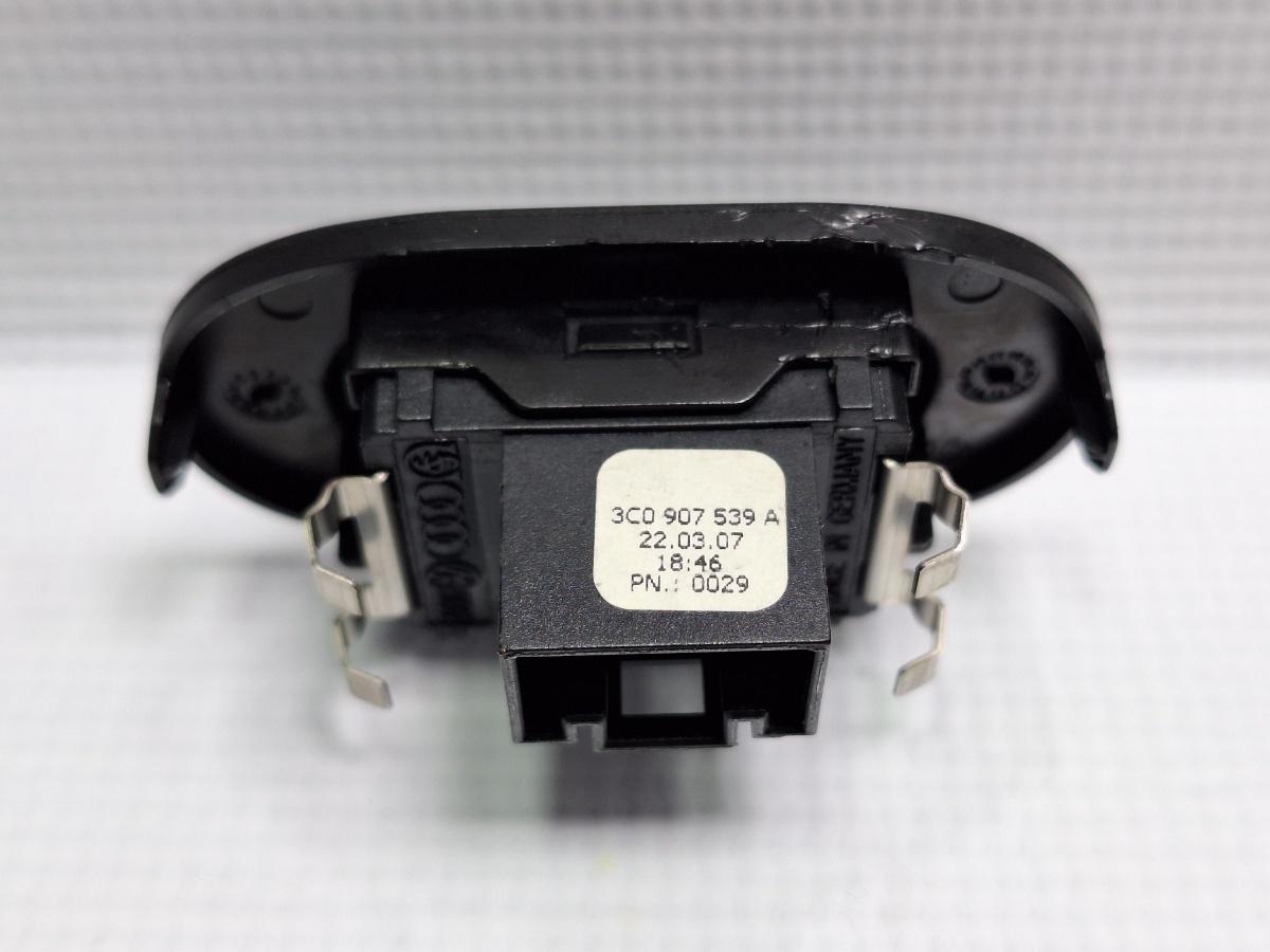 Senzor solar VOLKSWAGEN PASSAT Variant (3C5) [ 2005 - 2011 ] TDI (BMP) 103KW|140HP OEM 3C0907539A
