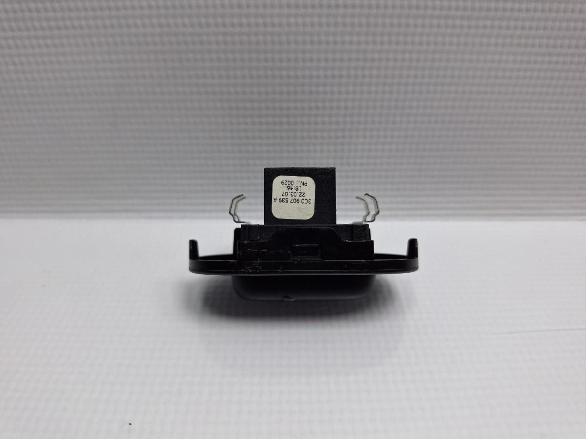 Senzor solar VOLKSWAGEN PASSAT Variant (3C5) [ 2005 - 2011 ] TDI (BMP) 103KW|140HP OEM 3C0907539A
