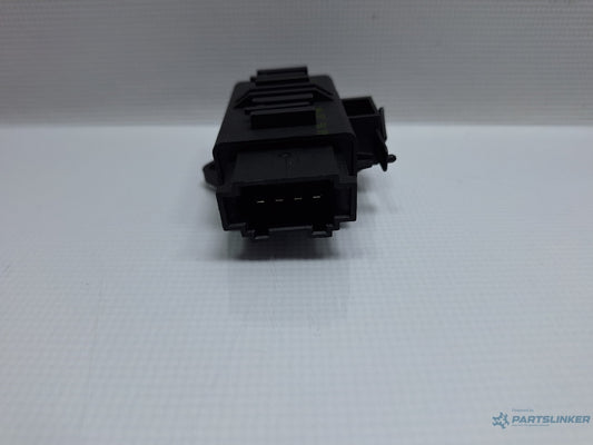 Releu incalzire scaune VOLKSWAGEN PASSAT Variant (3C5) [ 2005 - 2011 ] TDI (BMP) 103KW|140HP  1K0959772