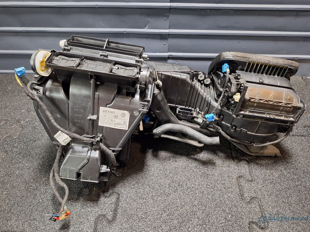 Carcasa aeroterma VOLKSWAGEN PASSAT Variant (3C5) [ 2005 - 2011 ] TDI (BMP) 103KW|140HP  3C1820003BK