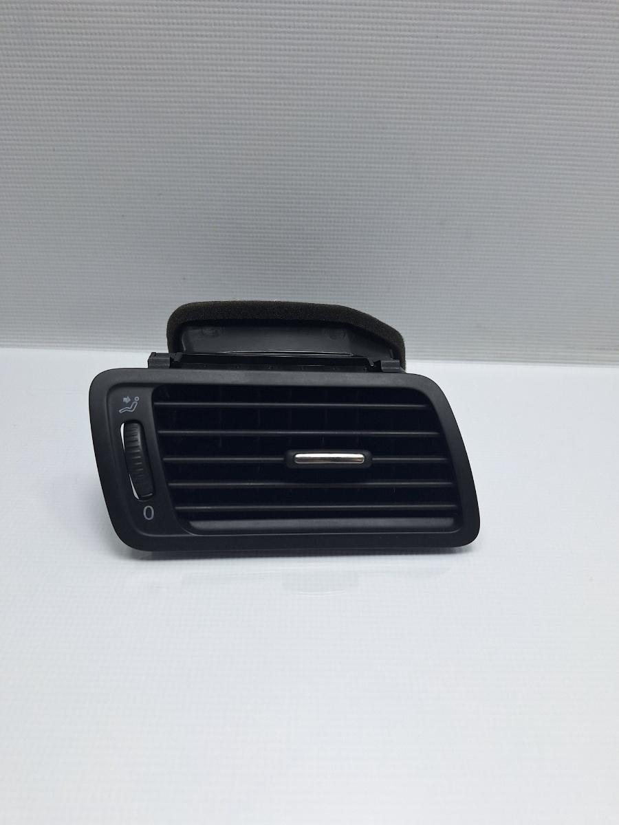Grila ventilatie dreapta VOLKSWAGEN PASSAT Variant 3C5 2005 - 20112.0 TDI BMP 3C1819702E