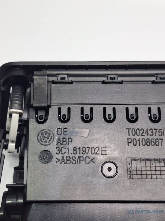 Grila ventilatie dreapta VOLKSWAGEN PASSAT Variant 3C5 2005 - 2011, Estate TDI BMP  3C1819702E