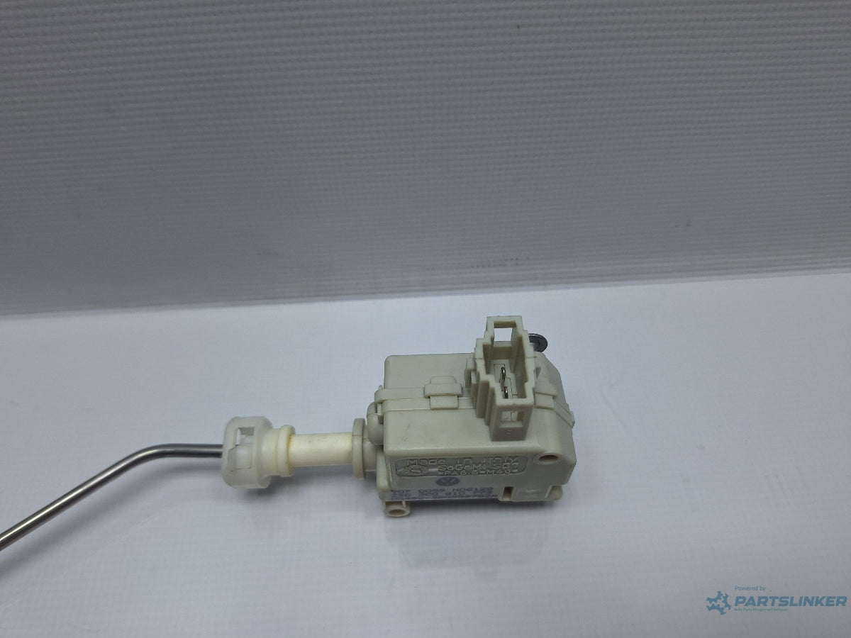 Motor sistem de închidere centralizată VOLKSWAGEN PASSAT Variant 3C5 2005 - 2011, Estate TDI BMP  3C0810773 , 3B0959782A