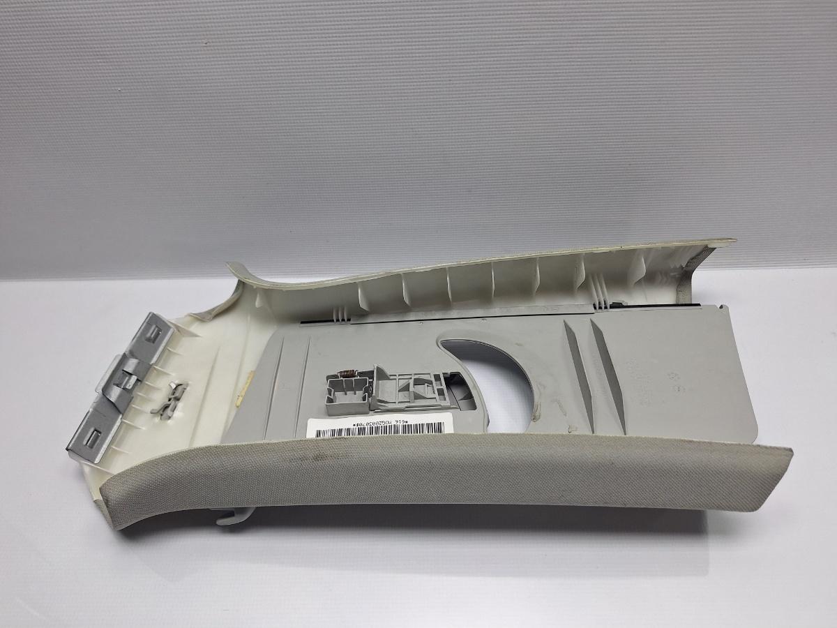 Ornament stalp centura dreapta VOLKSWAGEN PASSAT Variant 3C5 2005 - 2011, Estate TDI BMP  3C0868418E