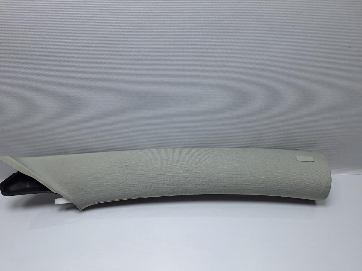 Ornament parbriz dreapta VOLKSWAGEN PASSAT Variant 3C5 2005 - 2011 TDI BMP  3C0867234G