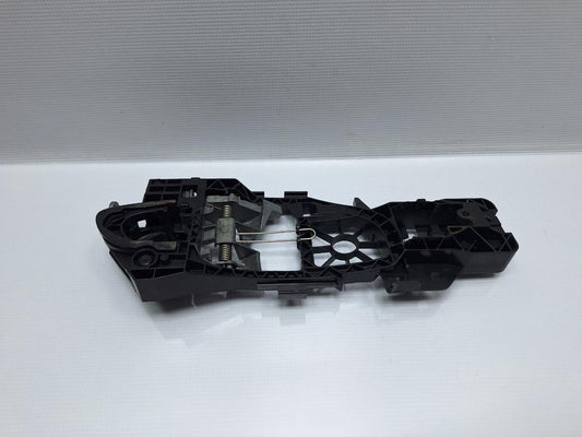 Maner/suport exterior usa de incarcare dreapta VOLKSWAGEN PASSAT Variant 3C5 2005 - 2011 TDI BMP 3C0837886J