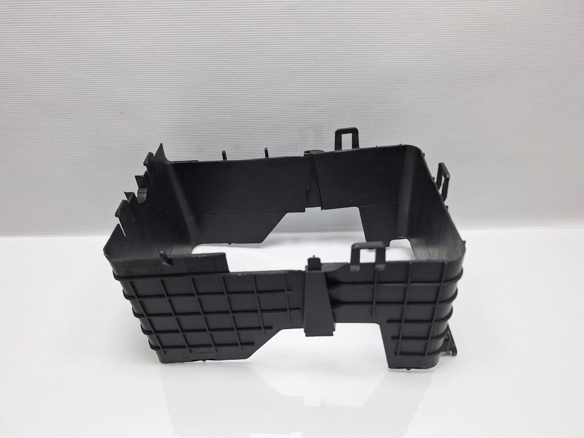 Carcasa baterie VOLKSWAGEN PASSAT Variant 3C5 2005 - 2011 TDI BMP  1K0915335C