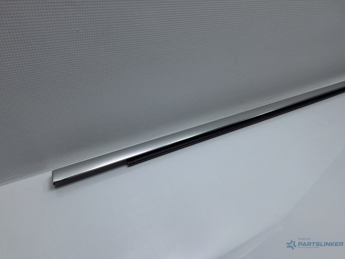 Perie geam stanga spate VOLKSWAGEN PASSAT Variant 3C5 2005 - 2011 TDI BMP  3C9839475B