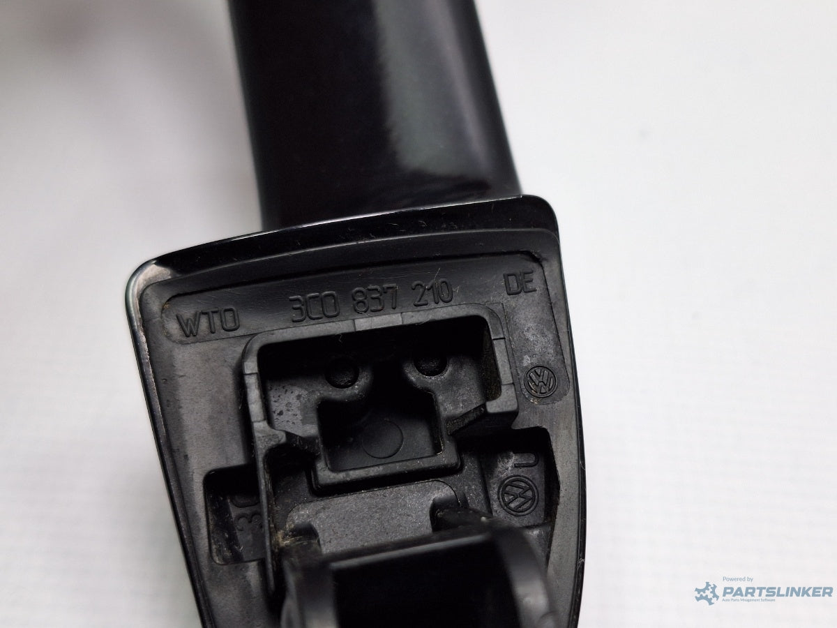 Maner usa dreapta VOLKSWAGEN PASSAT Variant 3C5 2005 - 2011 TDI BMP 3C0837210