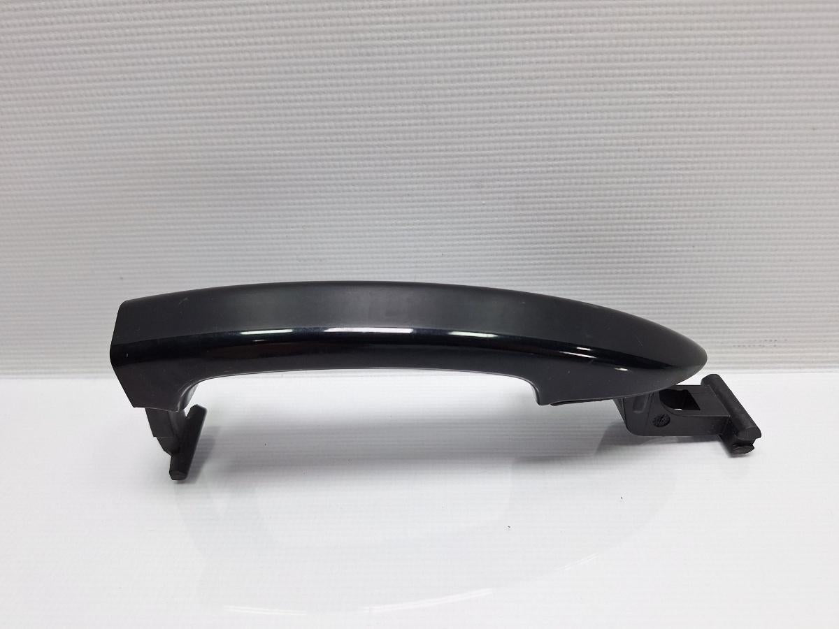 Maner usa dreapta VOLKSWAGEN PASSAT Variant 3C5 2005 - 2011 TDI BMP 3C0837210