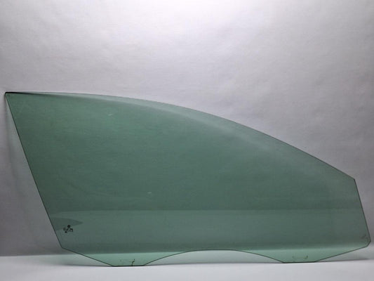 Geam usa dreapta fata VOLKSWAGEN PASSAT Variant 3C5 2005 - 2011 TDI BMP 3C4845202B , 43R-00082